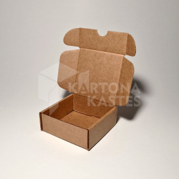 8.5 x 8.5 x 3.5 cm - kartona kastes