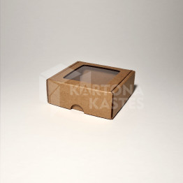 8.5 x 8.5 x 3.5 cm - kartona kastes ar logu