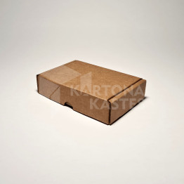9 x 6 x 2 cm - kartona kastes