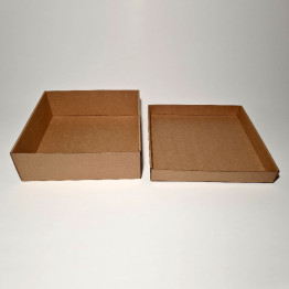 25 x 25 x 10 cm - kartona kastes ar vāku