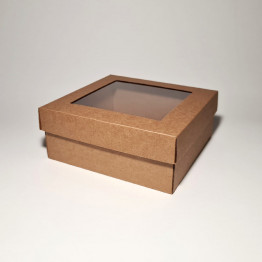 19 x 19 x 8 cm - kartona kastes ar vāku