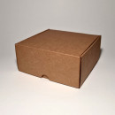19 x 19 x 10 cm - kartona kastes 19 x 19 x 10 cm - kartona kastes