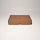 13.5 x 9 x 3 cm - kartona kastes