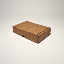 9 x 6 x 2 cm - kartona kastes