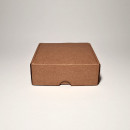 13.5 x 13.5 x 5 cm - kartona kastes
