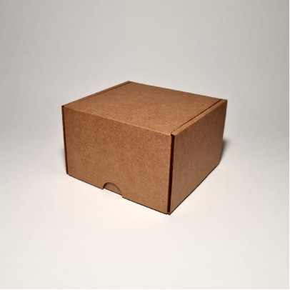 12 x 12 x 8 cm - kartona kastes