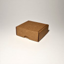 8.5 x 8.5 x 3.5 cm - kartona kastes