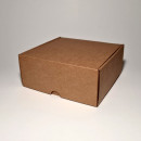 18.5 x 18 x 8 cm - kartona kastes