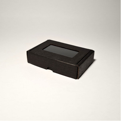 9 x 6 x 2 cm - kartona kastes ar logu